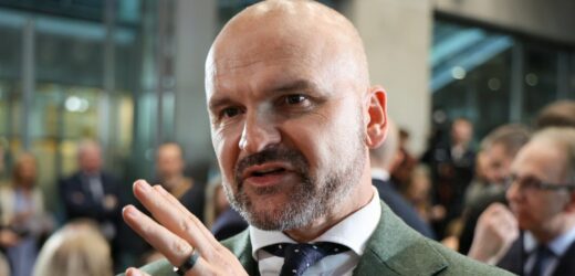 Czy dwóch deregulatorów zamiast jednego ograniczy biurokrację?