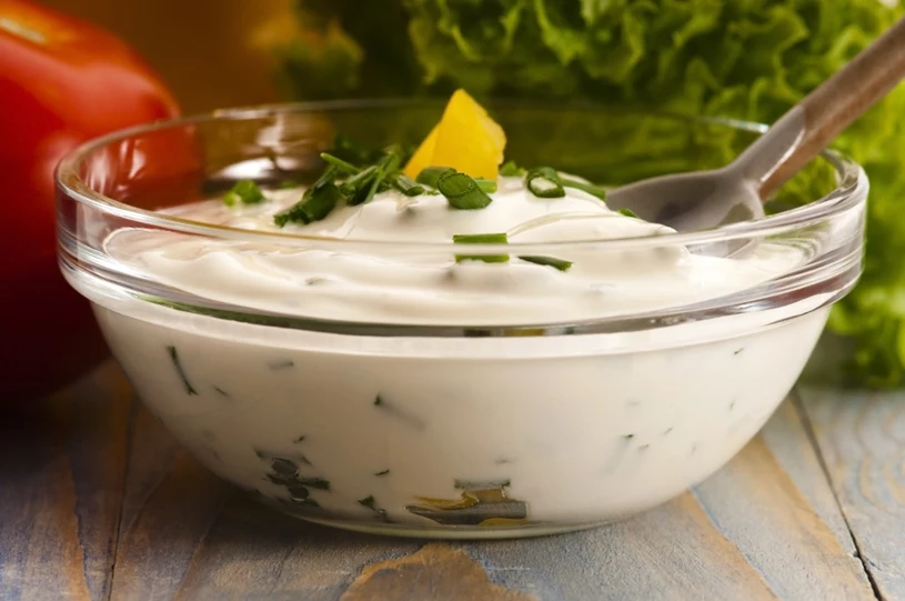 Koniec z nudnym majonezem. Oto najlepszy dodatek do jajek