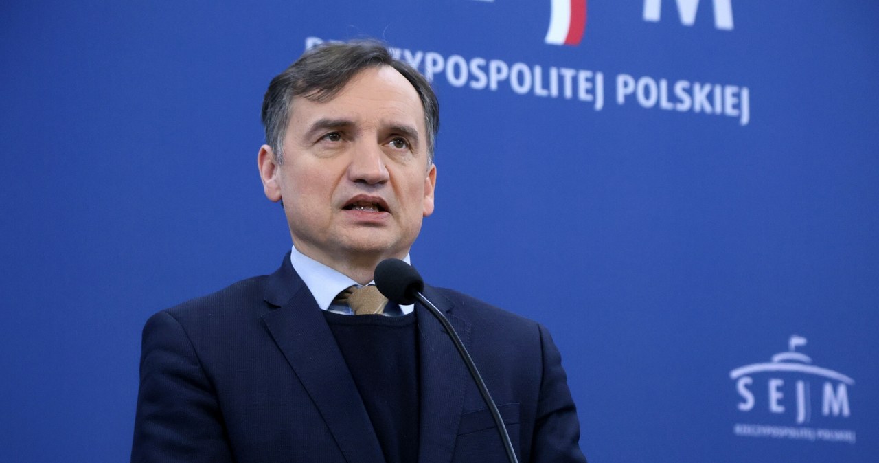 Ziobro o zawieszeniu Ostrowskiego: Strach ma wielkie oczy