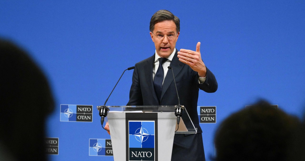 Szef NATO o większych wydatkach na obronność. „Złożyliśmy zobowiązanie”