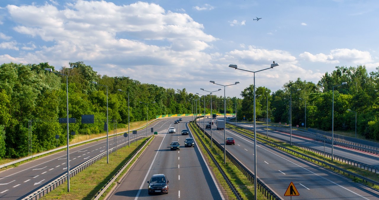 Mężczyzna zginął na S8. Szukał tablicy rejestracyjnej