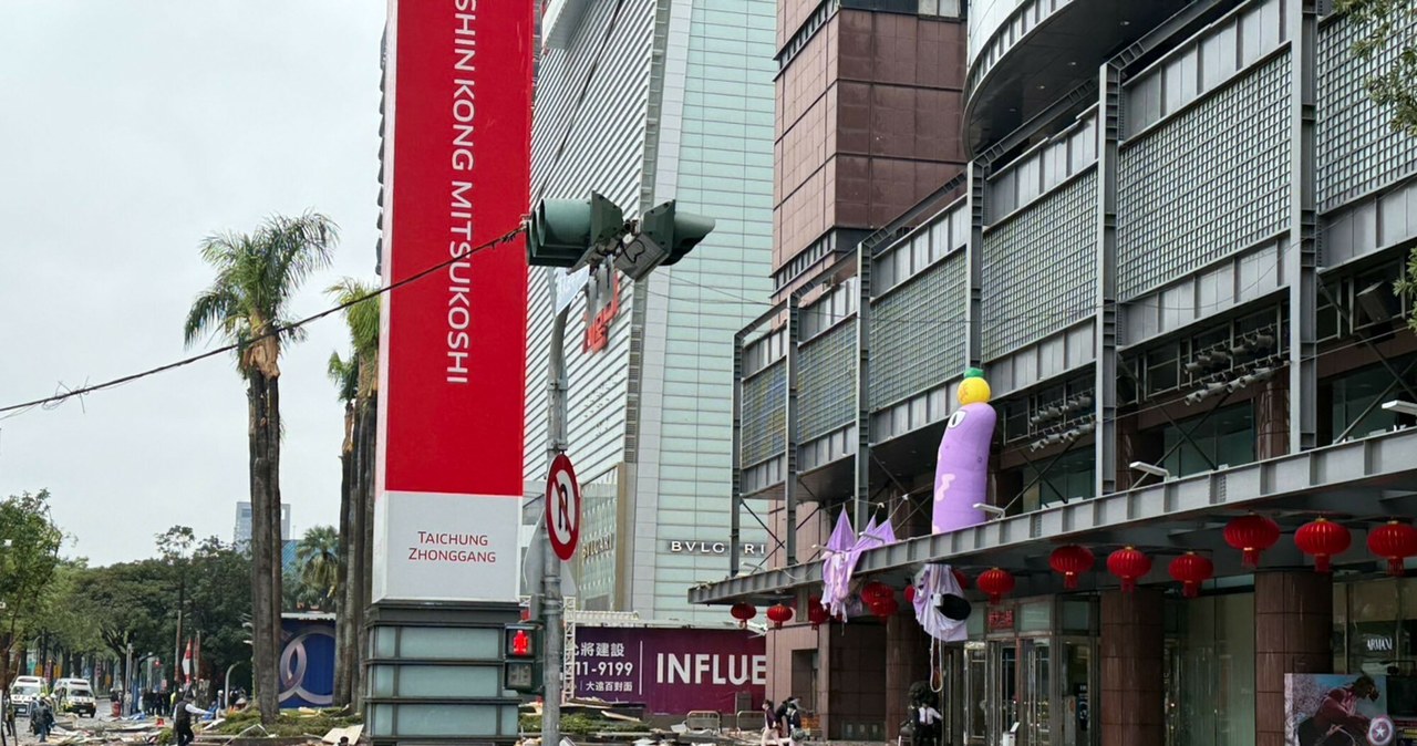 Potężna eksplozja w centrum handlowym na Tajwanie. Są zabici i ranni