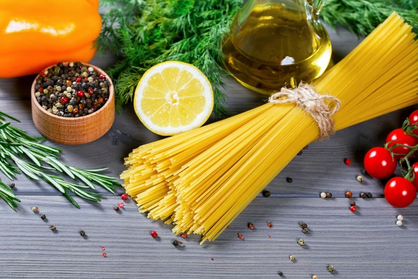 Karol Okrasa wskazuje, co ugotować na walentynkową kolację. Mamy przepis