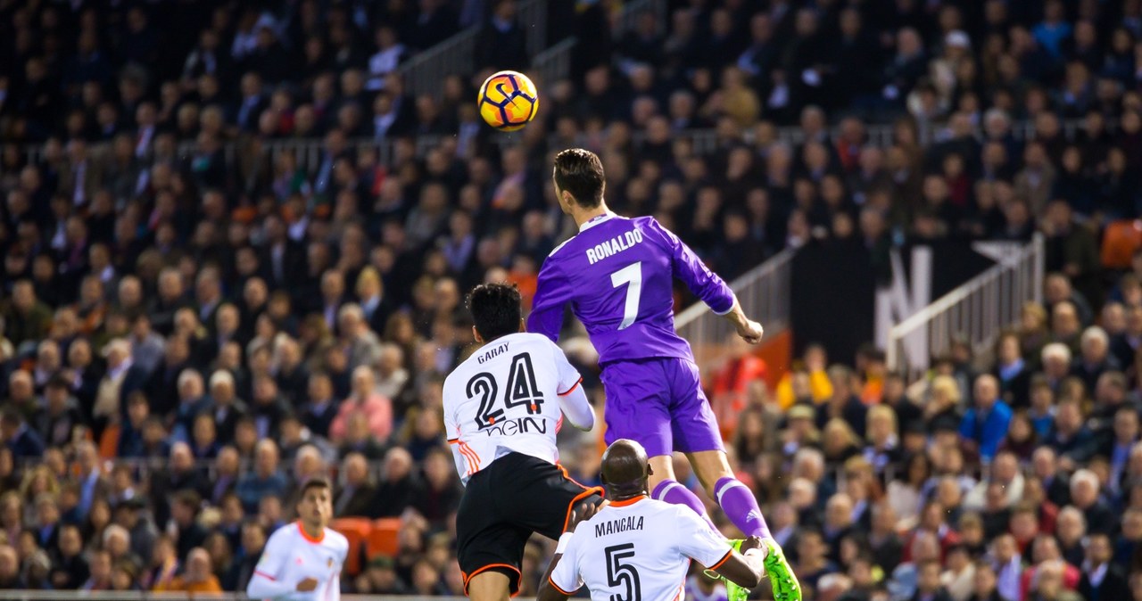 Oto najlepiej zarabiający sportowiec świata. Na którym miejscu jest Iga Świątek?