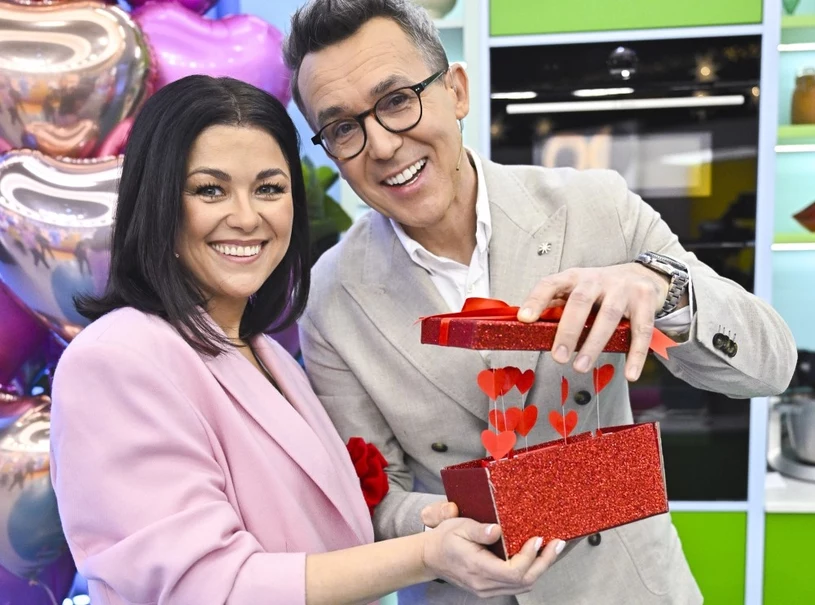 Katarzyna Cichopek w walentynkowej stylizacji. Marynarka jest hitem