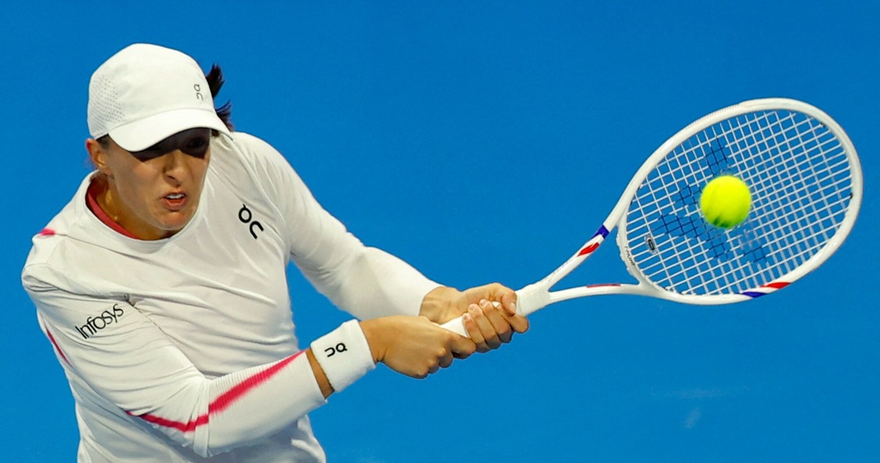 Iga Świątek przegrała z Jeleną Ostapenko. Polka nie obroni tytułu w Dausze