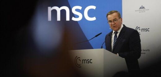 Ostre słowa i długie oklaski. Vance podpadł niemieckiemu ministrowi