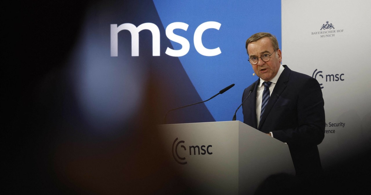 Ostre słowa i długie oklaski. Vance podpadł niemieckiemu ministrowi