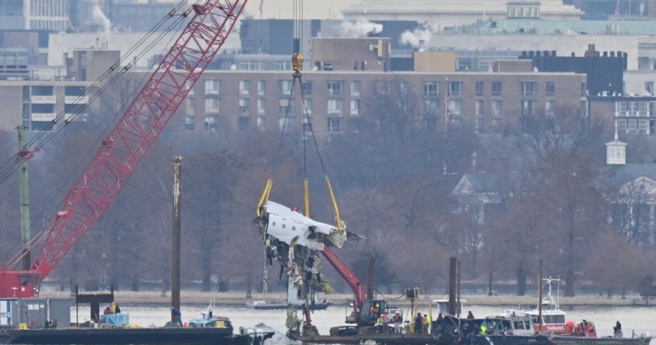 Katastrofa lotnicza koło Waszyngtonu. Podano możliwą przyczynę