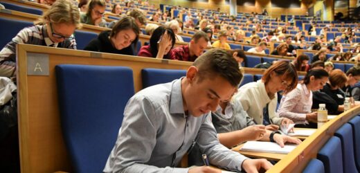 Ruszają zapisy na Dyktando Krakowskie. „To święto języka polskiego”