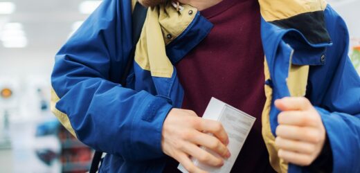 Złodziej poprosił policjantów, by go aresztowali. „Mam już dosyć”