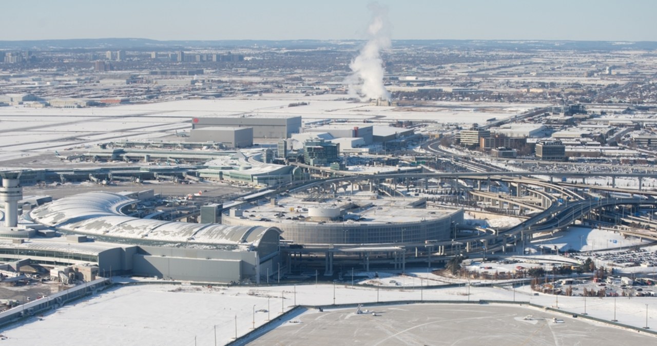 Katastrofa samolotu na lotnisku w Toronto