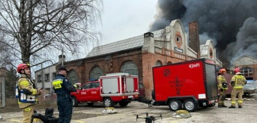 Laboratorium narkotyków w spalonej hali? To jedna z hipotez