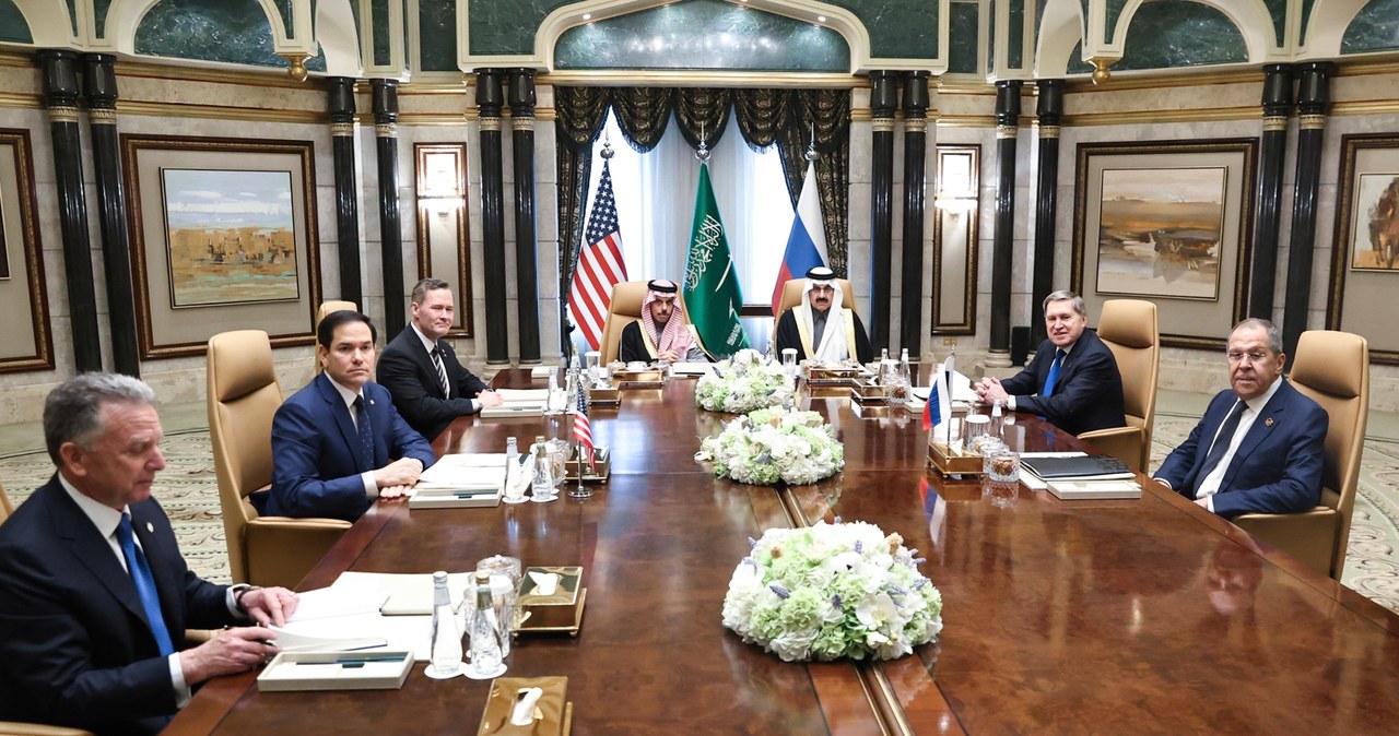 Pułapki w ofercie kompromisu dla Ukrainy. Ekspert komentuje rozmowy w Rijadzie