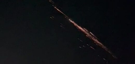 Rozbłyski na niebie. Obiekt przeleciał nad Polską