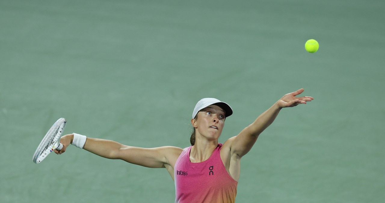 Iga Świątek w ćwierćfinale turnieju w Dubaju. Polka pokonała Ukrainkę