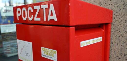 Co dalej z Pocztą Polską? Spór o salę uniemożliwił rozmowy