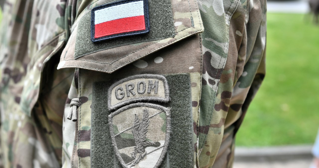 Huki i błyski w trzech warszawskich dzielnicach. Żołnierze GROM rozpoczynają ćwiczenia