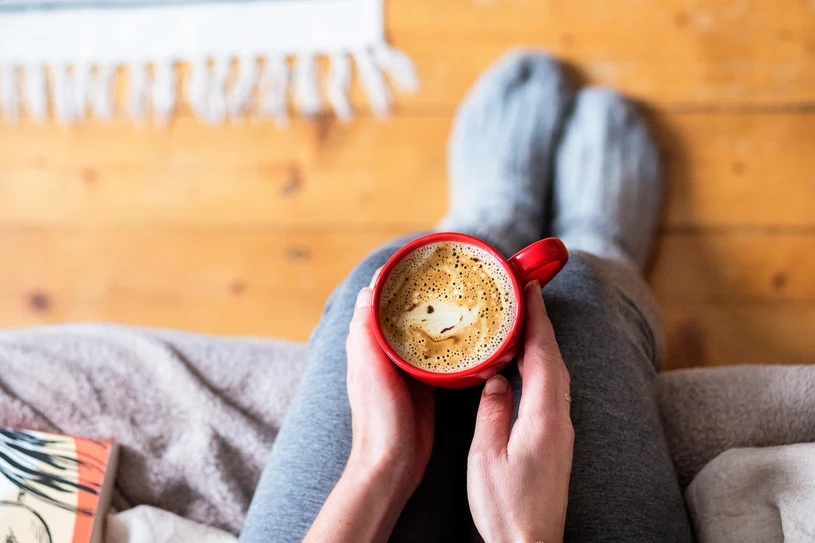 Czym różni się kawa zbożowa od kawy naturalnej?