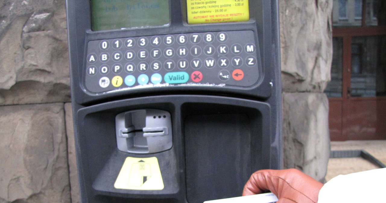 Droższe parkowanie dla przyjezdnych w Łodzi