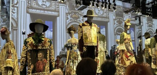 ​Ekscentryczna włoska moda podbija Paryż