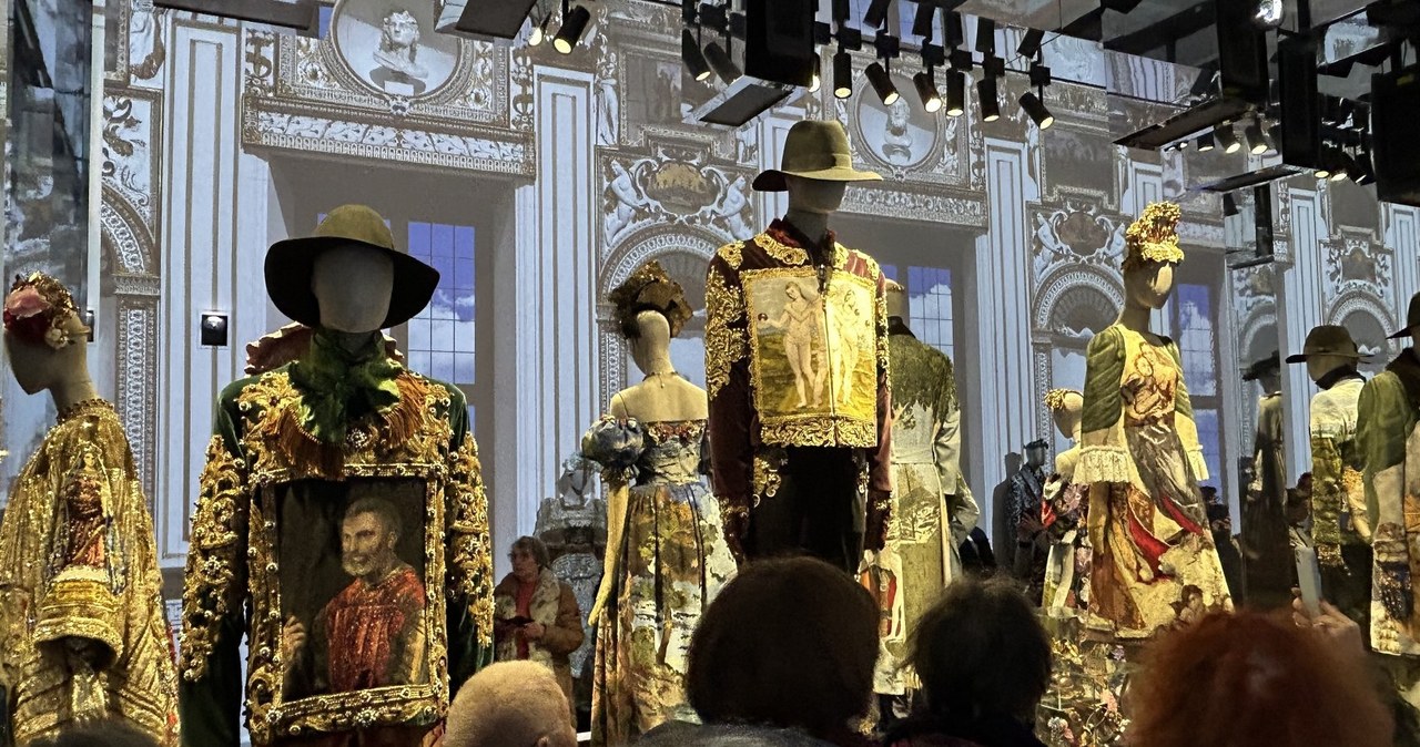 ​Ekscentryczna włoska moda podbija Paryż