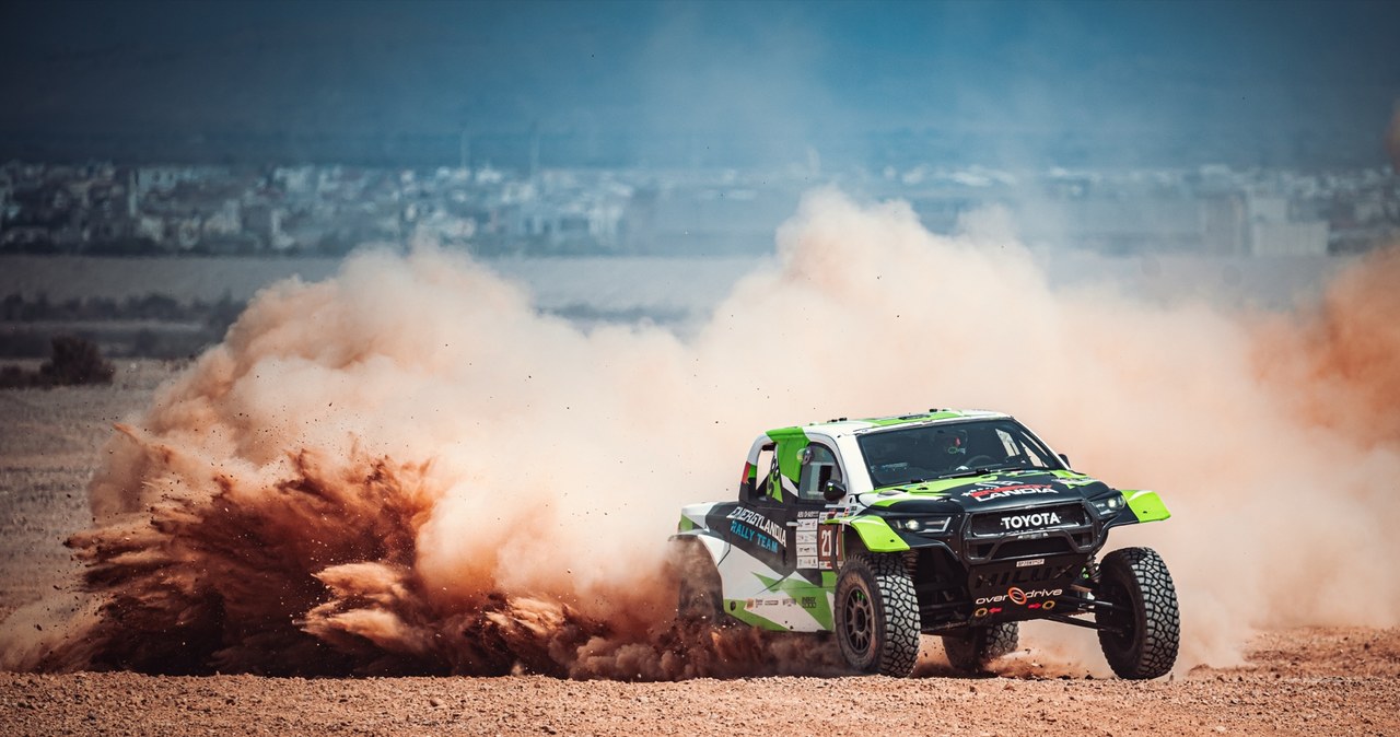 Prolog przed Abu Dhabi Desert Challenge. Sukces Załogi Energylandia Rally Team