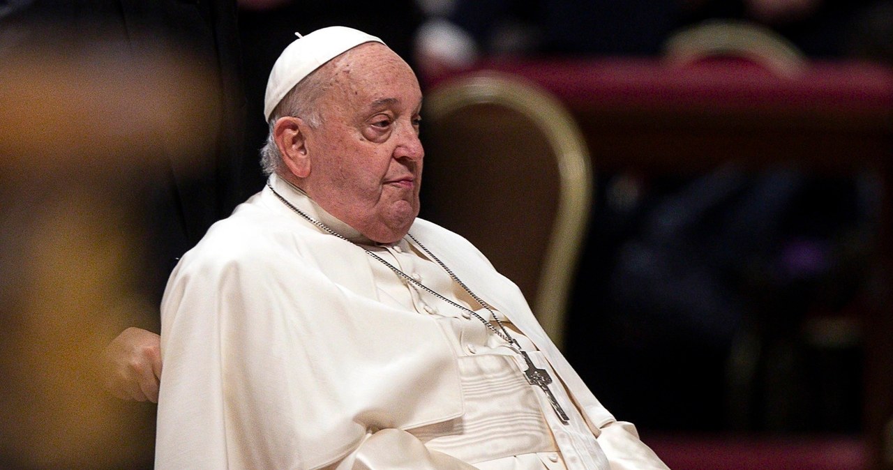 Papież Franciszek zabrał głos ze szpitala. „Bolesna i haniebna rocznica”