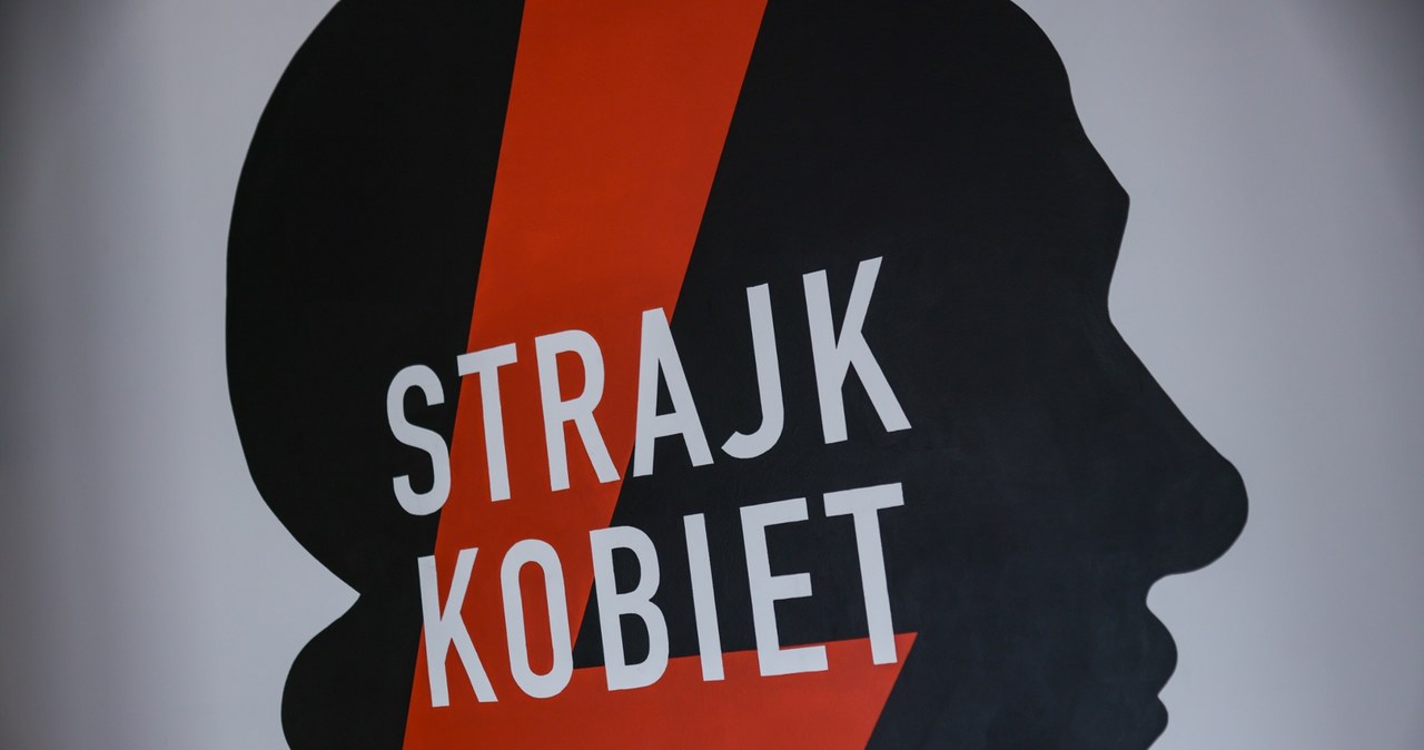 Były zastępca komendanta stołecznego policji z zarzutami. Chodzi o Strajk Kobiet