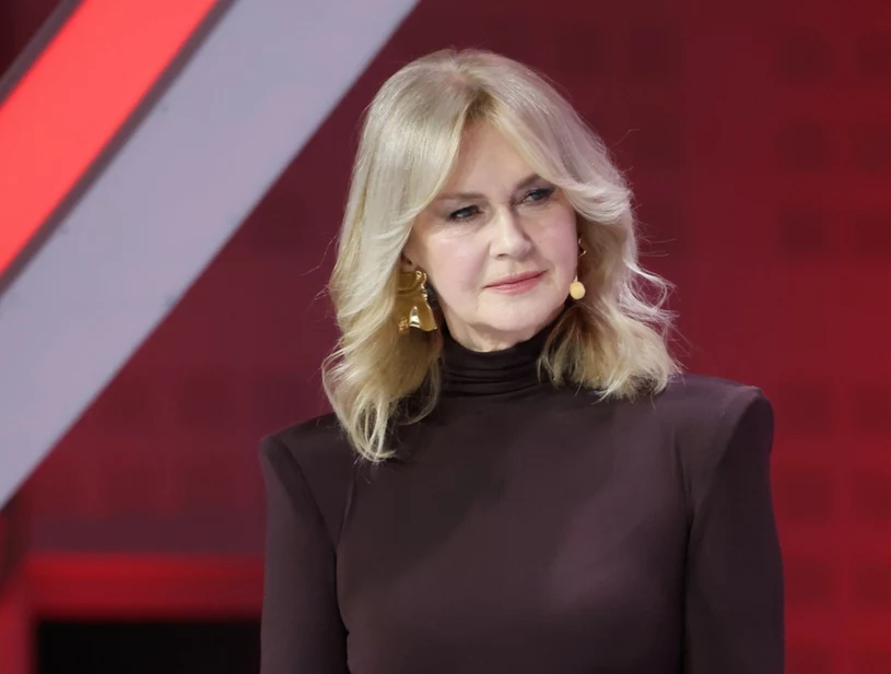 Grażyna Torbicka zachwyciła wyszczuplającą kreacją. Każda z nas powinna mieć ją w szafie