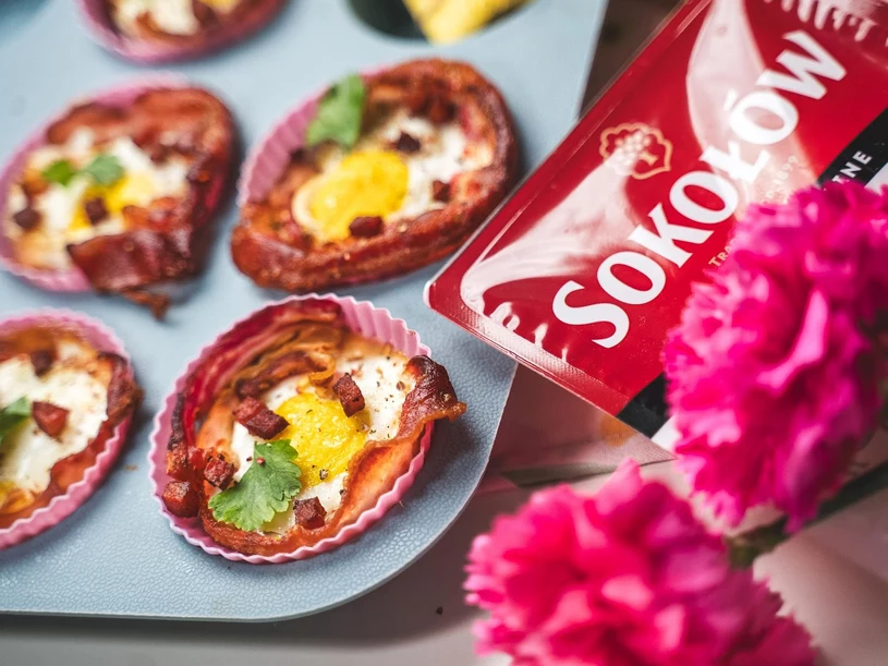 Wielkanocne dania dla zabieganych. Oczaruj bliskich bez godzin spędzonych w kuchni